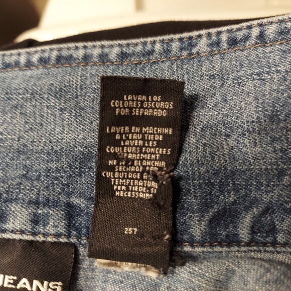 DKNY Women's Fitted Jean Denim Jacket Blue Washed Size Small Fitted - Picture 8 of 8